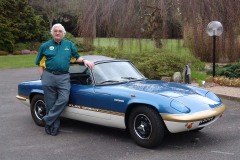 Ron-Hickman-with-Lotus-Elan