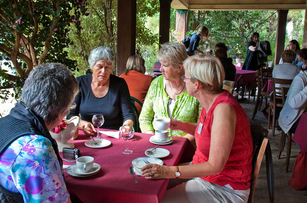 IBT9_Lunch_at_Heritage_Winery