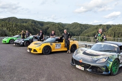 Lotus-crews-enjoying-the-scenery-by-Fergal-Murphy