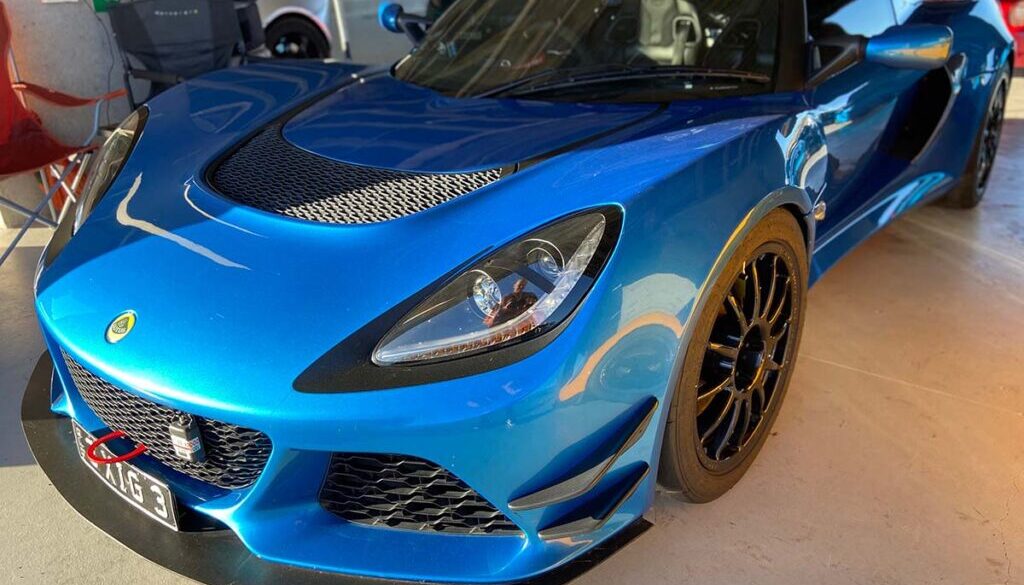 Des_s Exige